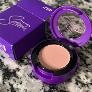 Selena x MAC Eyeshadow